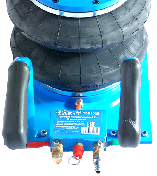 t08102b-4-web.png